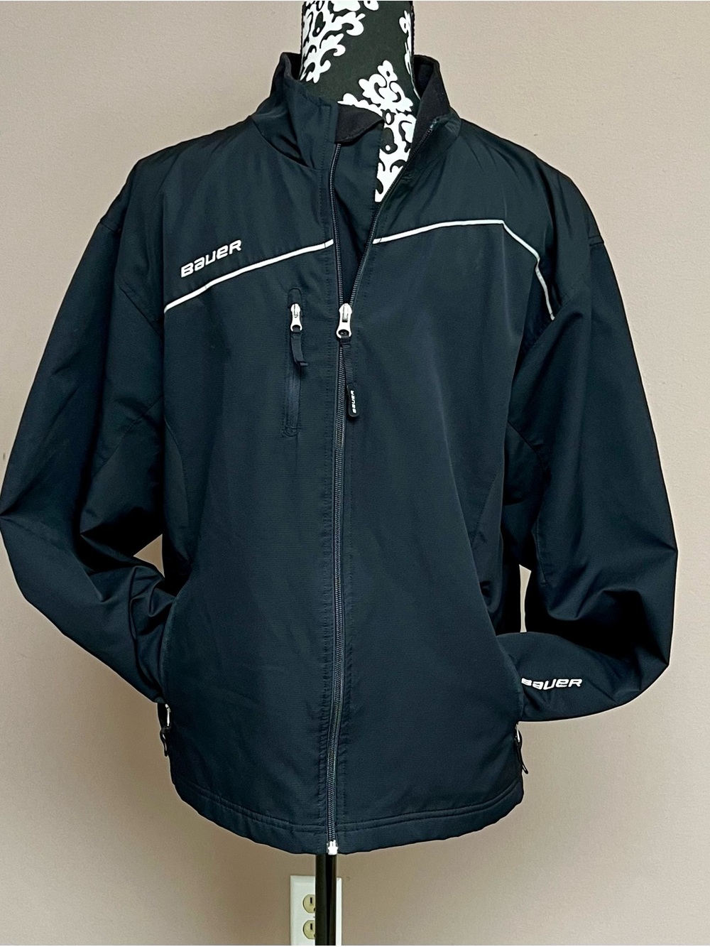BAUER Hockey Warm-Up Jacket | Black | Youth XL | Mens XS | Women’s SM